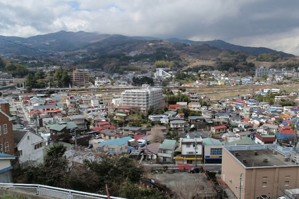 真鶴町一望の枇杷窪土地